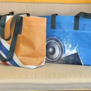 Bolso de playa edición especial TransPerfect Mountain Challenge 2024